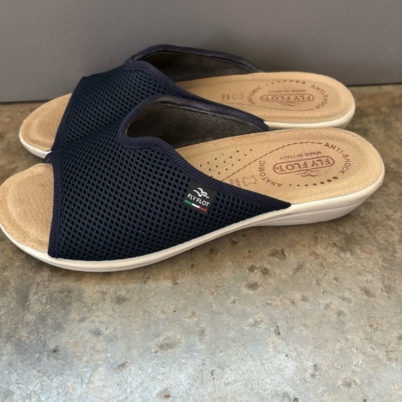 Fly Flot Slip On Sandals Size 8 - Picture 11 of 13